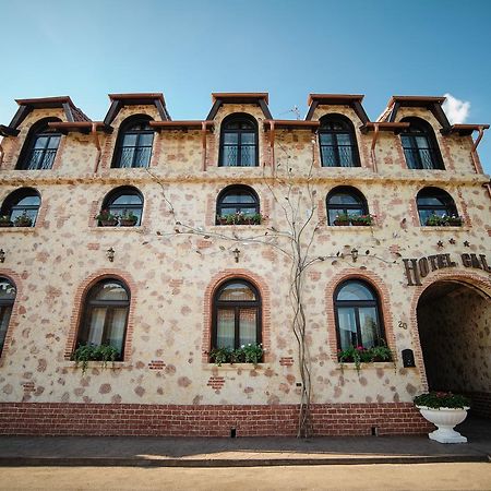 Hotel Gala Oradea Bagian luar foto
